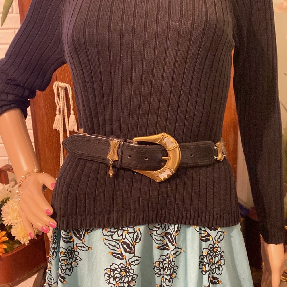 Linea Pelle mother-of-pearl  inlayed  belt
